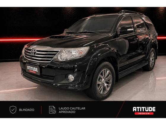 TOYOTA HILUX SW4 3.0 SRV 4X4 16V TURBO INTERCOOLER DIESEL 4P AUTOMÁTICO